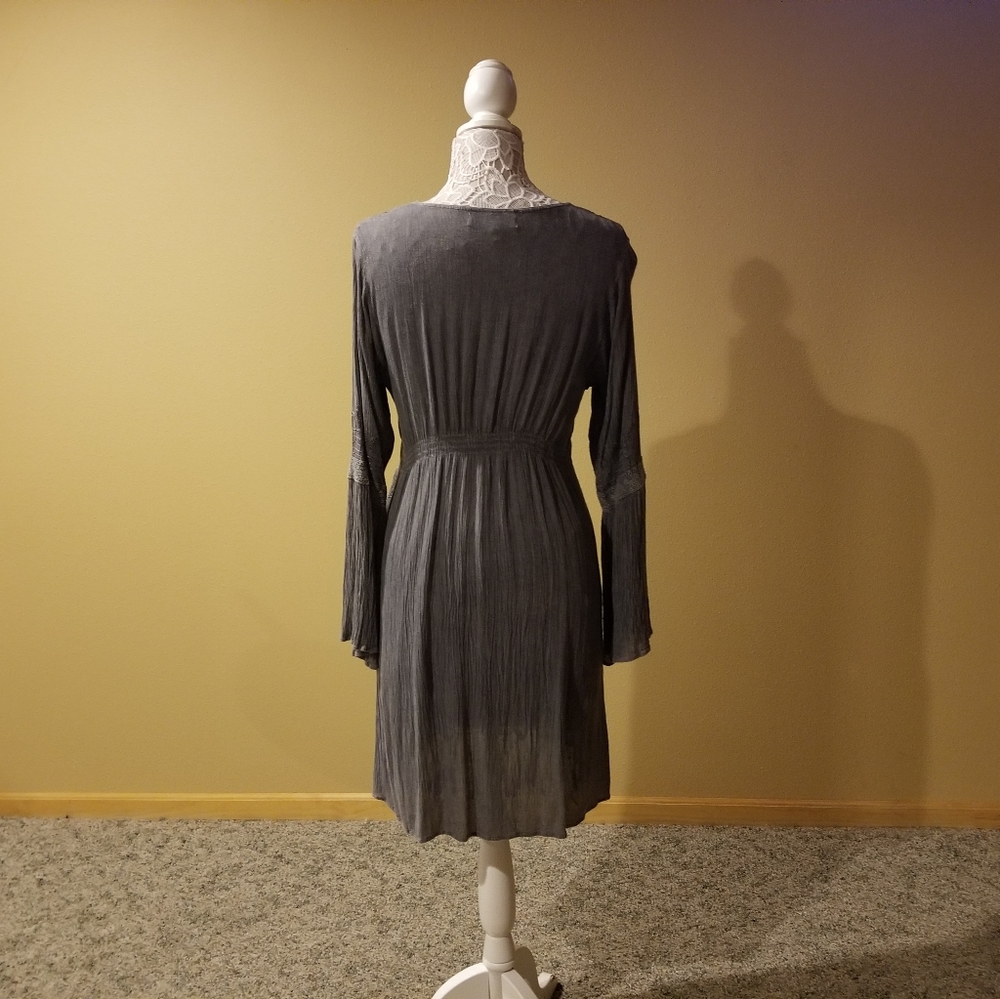 A & A gray dress - Picture 2 of 6